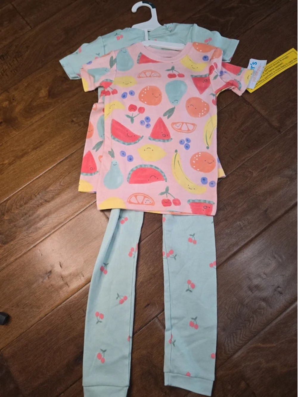 4t brand new pajama sets from carter's item 415G1